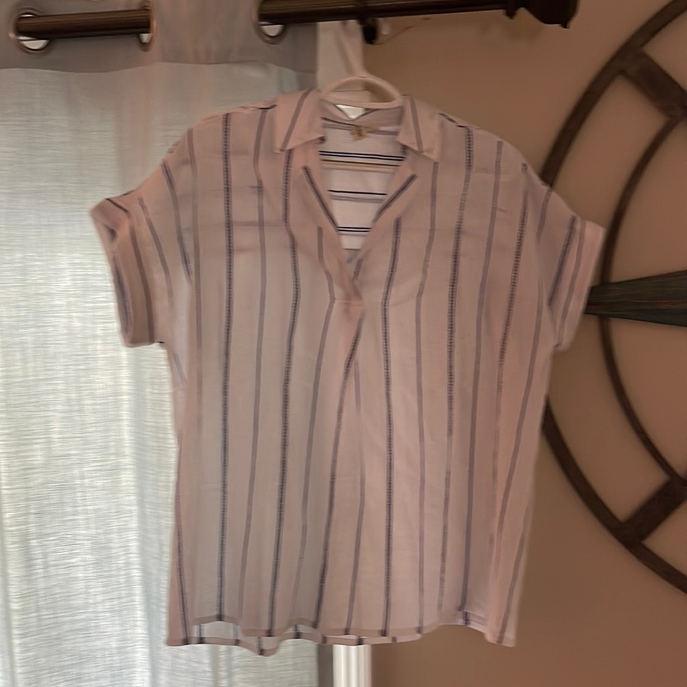 Women’s blouse, studio west, small, white with blue stripe
